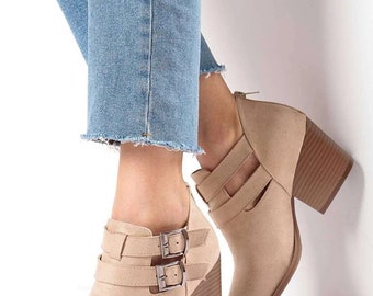 Women's Double Buckle Back Zipper Heeled Shoes Beige Pointed Toe Suede Summer Shoes