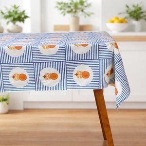 Handblock gedruckte Tischdecke Ananasmuster, blaue und weiße Streifen, rechteckige Form