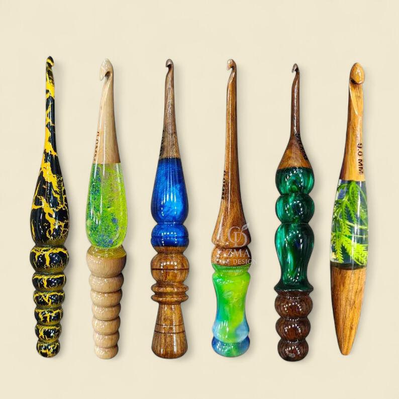 Handcrafted Wooden Resin Crochet Hooks: Ergonomic Knitting Tool Set