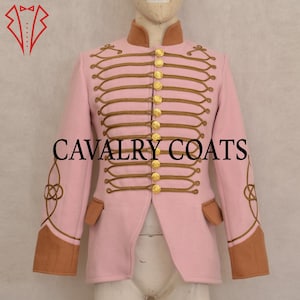 Chaqueta de húsar de lana rosa: abrigo de moda estilo militar para mujer