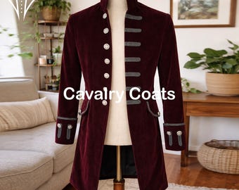 Levita de terciopelo granate. Traje de época a medida, traje de capitán pirata, inspirado en el siglo XVIII.
