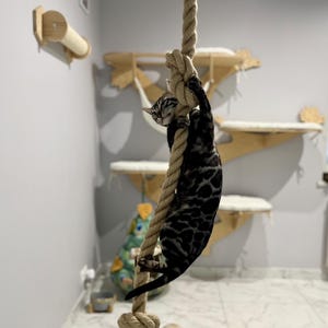 jute climbing rope for cats. Cat playground