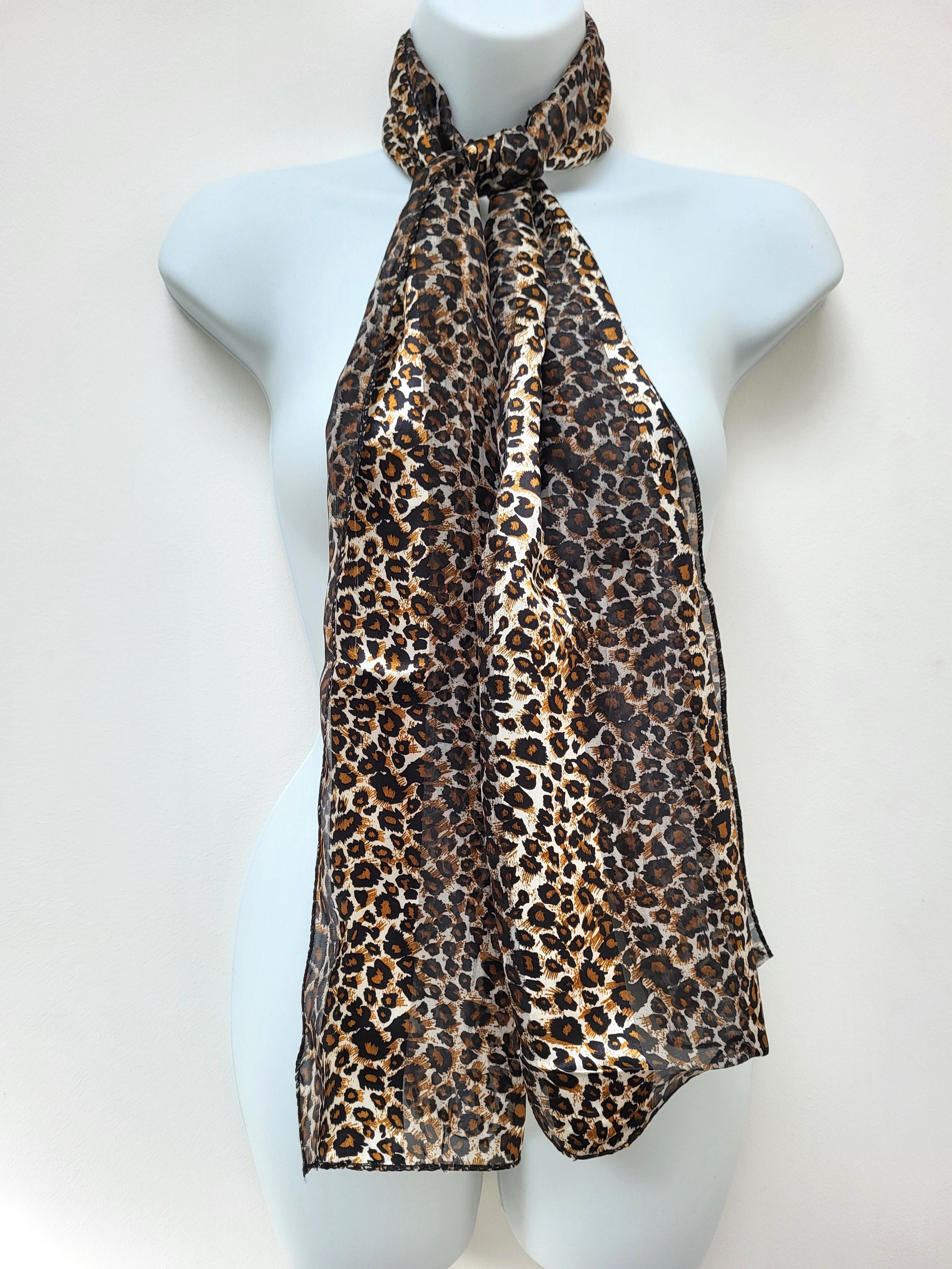 Sciarpa Di Seta Yves Saint Laurent, Regalo Sciarpa Vintage, Sciarpa Di Seta-chiffon Con Stampa Leopardata, Stampa Animalier, YSL Vintage, Sciarpa Di Seta, Sciarpa Di Seta Dal Design Raro - Italia - Foto 3