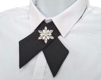 Lot Broche Camée Et Boucles D'oreilles Clous - Avec étui Et Citation - Occasion Bon état
