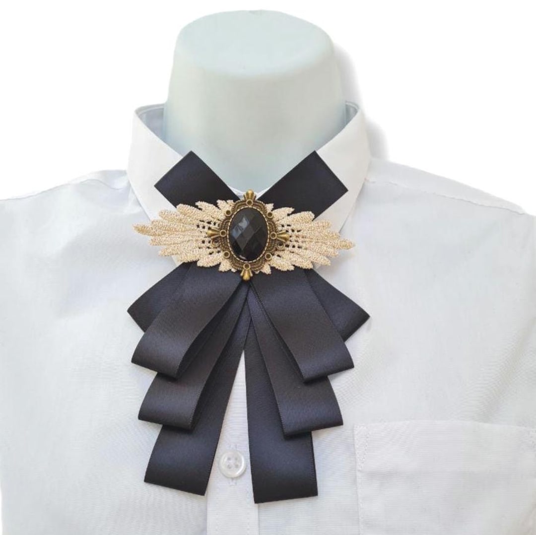 Vintage Victorian Gothic Large Bow Tie With Onyx Centerpiece/brooch Pin ...