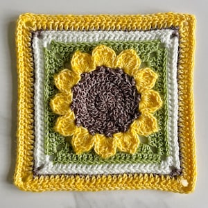 Sunflower Crochet Granny Square Pattern (PDF Digital Pattern)