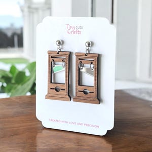 Guillotine Earrings, Gothic Earrings, Quirky Acrylic Jewelry, Unique quirky earrings, Gift for Her, Gore earrings, horror earrings, French