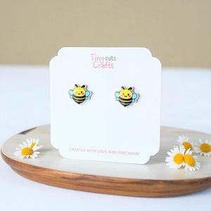 Smiling bee earrings resin gloss coated acrylic studs, kawaii insect jewelry fun everyday earrings hypoallergenic posts safe for sensitive ears