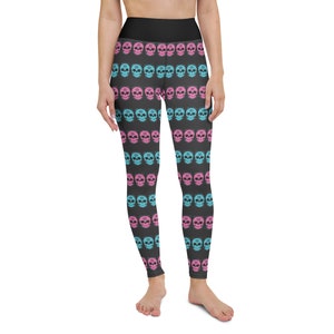 Pink and Blue Skull Pattern Yoga Leggings