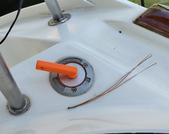 Clé de pont de carburant Beneteau – 6 lobes pour bateaux plus anciens | Clé du réservoir de diesel