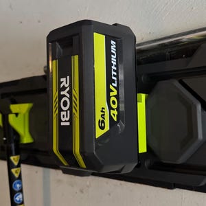 Ryobi Link 40V Battery Mount: Heavy-Duty 3D-Printed Storage