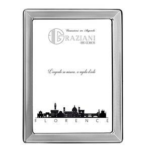 925 sterling silver photo frame printed with fine lines decoration 1.2 cm edge. in various sizes available
