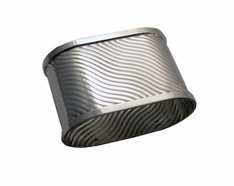 925 silver oval napkin ring with wave decoration