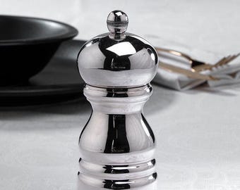 Pepper and salt mill in turned 925 silver