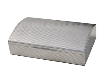925 silver box with curved lid and guilloche finish, mahogany interior, for cigarettes or cards, handmade in Italy