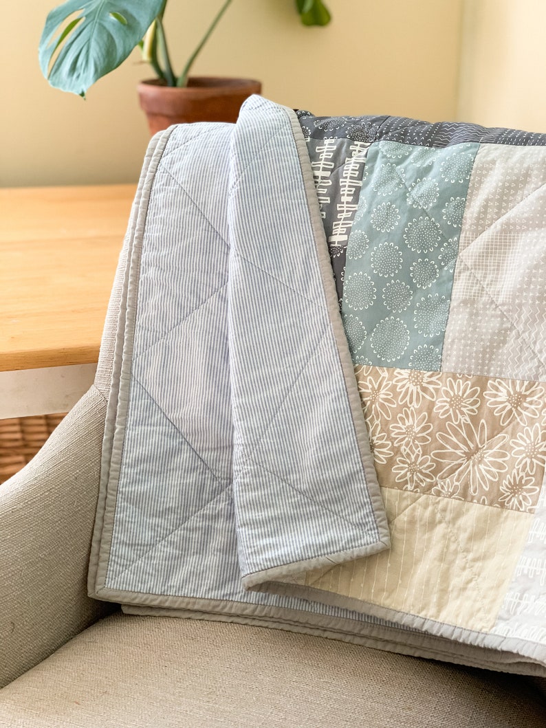 PDF Oxford Throw Quilt Pattern Download, Layer Cake Quilt, Beginner