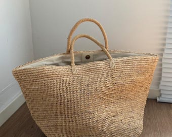 Hand-woven raffia tote bag, eco-friendly natural straw bag, a gift for her, a gift for mother, a gift for wife, a gift for yourself.