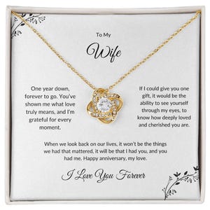 Collana per anniversario "A mia moglie" - Ciondolo con nodo d'amore con messaggio sentito, regalo per il primo anniversario per lei, elegante gioiello per la moglie.