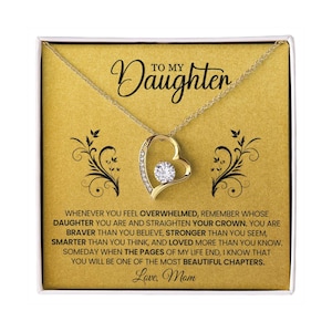 Collana "A mia figlia" da parte della mamma - Ciondolo a forma di cuore in oro con zirconi cubici - Regalo sentimentale con biglietto con messaggio emozionante per momenti speciali