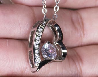 Crystal Heart Pendant Necklace: 14K Gold / White Gold Finish