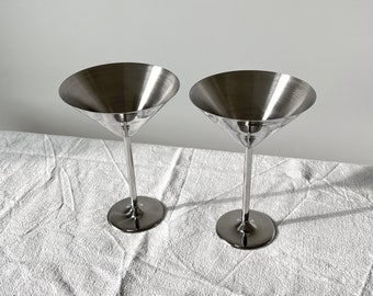 Coupes à cocktail/à dessert/à crème glacée en acier inoxydable par Beckmann & Rommerskirchen - Lot de 2 - Grands bols à pied en argent - Allemagne, années 80