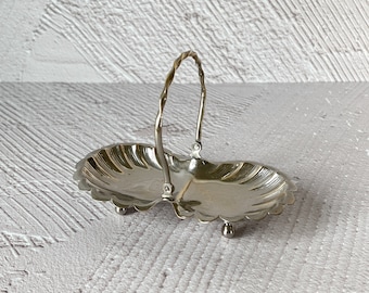 Double-Sided Silver Shell Dish - Mid Century Small Silver-Plated Seashell Serving Tray with Twisted Handle - Germany, 70s