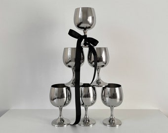 Copas de vino italianas vintage de acero inoxidable / Vajilla de mediados de siglo de los años 80 / Copas de vino de metal con pie / Copas de vino plateadas