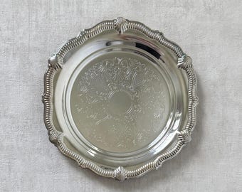 Vintage Silver-Plated Wine Bottle Coaster / Coasters Holder, Coastal Shell Rim, 1970s Mid-Century Barware