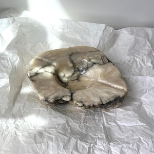 Large & Heavy Alabaster Ashtray | Brutalist Mid-Century Italian Design | Big White Marble Ashtray | Handmade in Italy, 60s