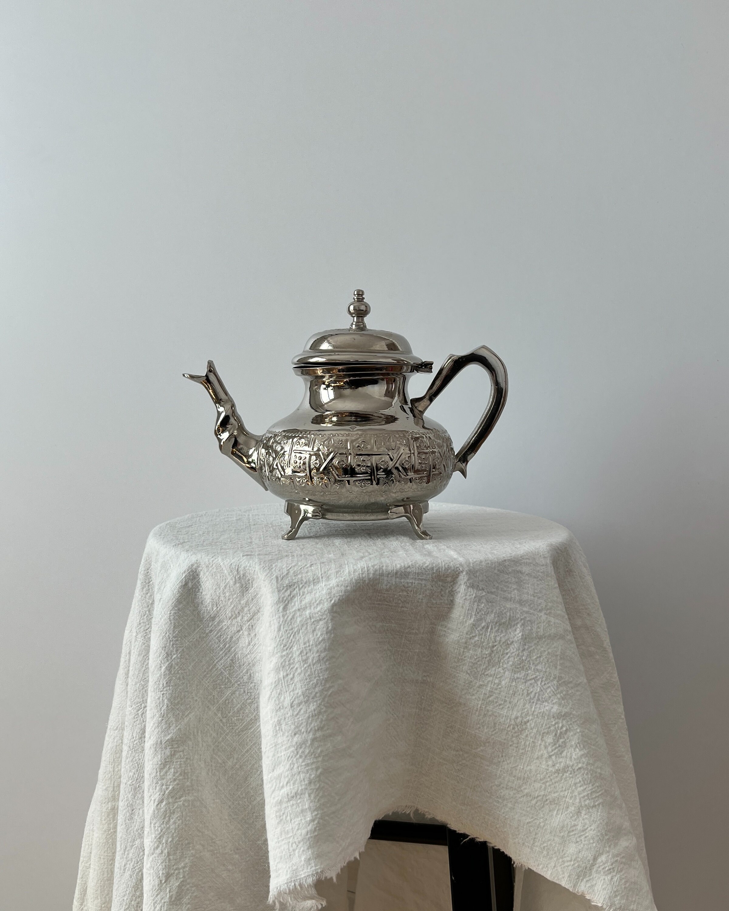Vintage Moroccan Silver Teapot Diamant Blanc Made in Morocco Engraved Moroccan Teapot Handmade