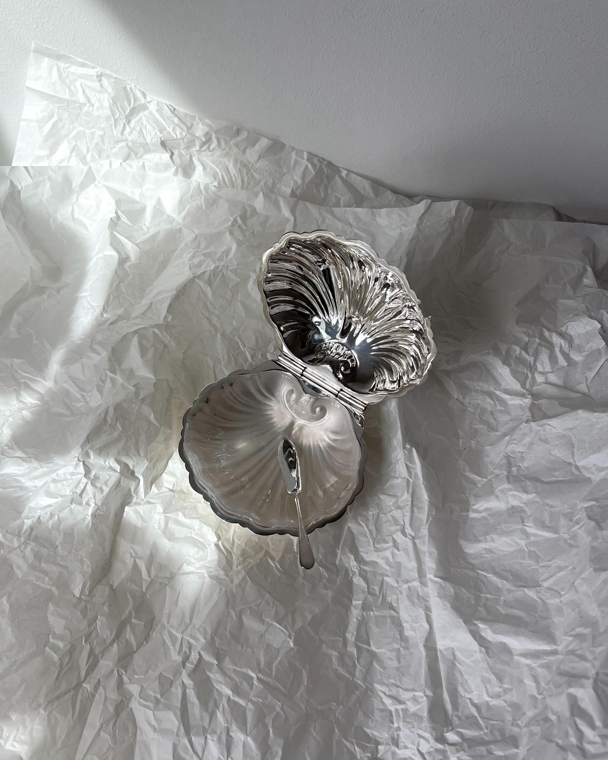 Barker Ellis バーカーエリス トレー BARKER ELLIS Silver Plated Shell Caviar Dish With Knife and Glass