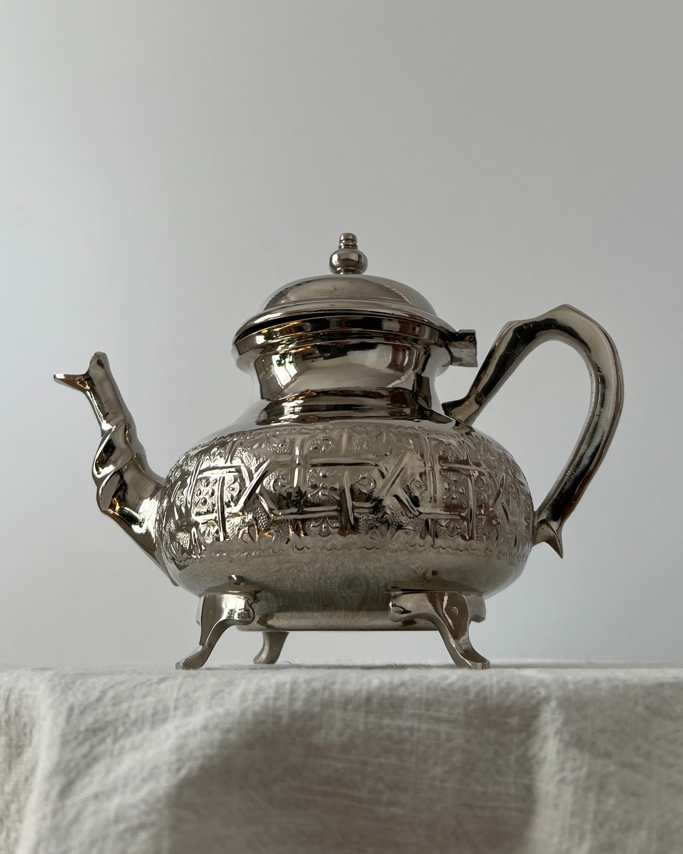 Vintage Moroccan Silver Teapot Diamant Blanc Made in Morocco Engraved Moroccan Teapot Handmade