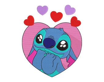 Può includere: Un personaggio Stitch blu e turchese con grandi occhi è circondato da cuori rosa e cuori rossi. Il personaggio sorride e ha le mani giunte davanti al viso.