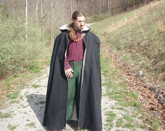 Zwarte canvas cape: handgemaakte koperen sluiting, InsigniaDetails