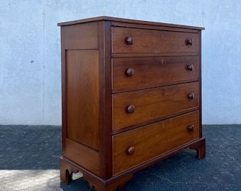 Antique Federal 19th Century Graduated Chest of Drawers, Dresser