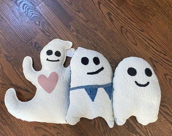Cojines acolchados / Fantasmas / Varios