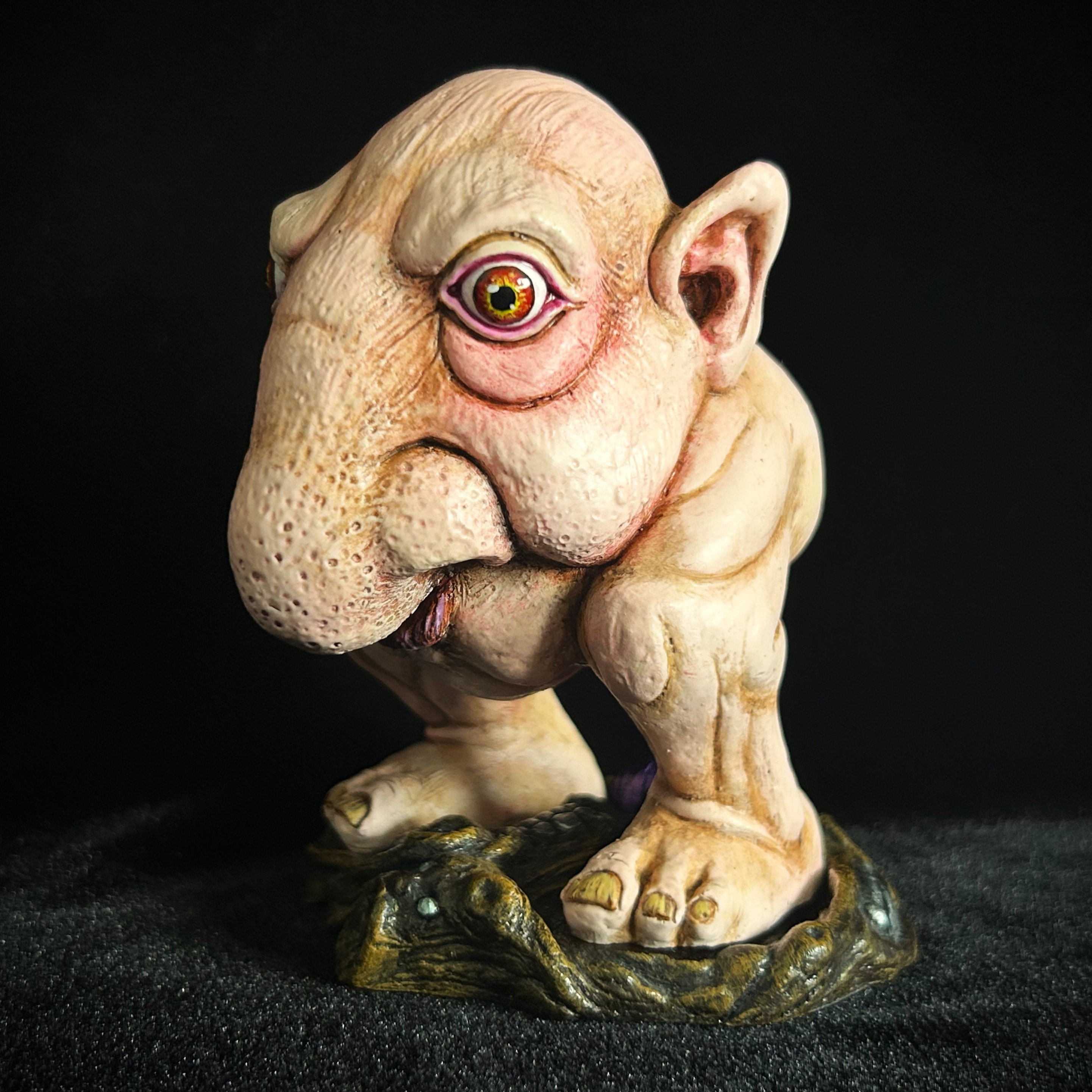Homunculus With a Large Nose / Astral World Demon With a Humongous