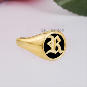 Anillo con sello de esmalte inicial - Anillo de esmalte negro - Anillo inglés antiguo, anillo con monograma, anillo con letra personalizada - Regalo de San Valentín - Plata 925