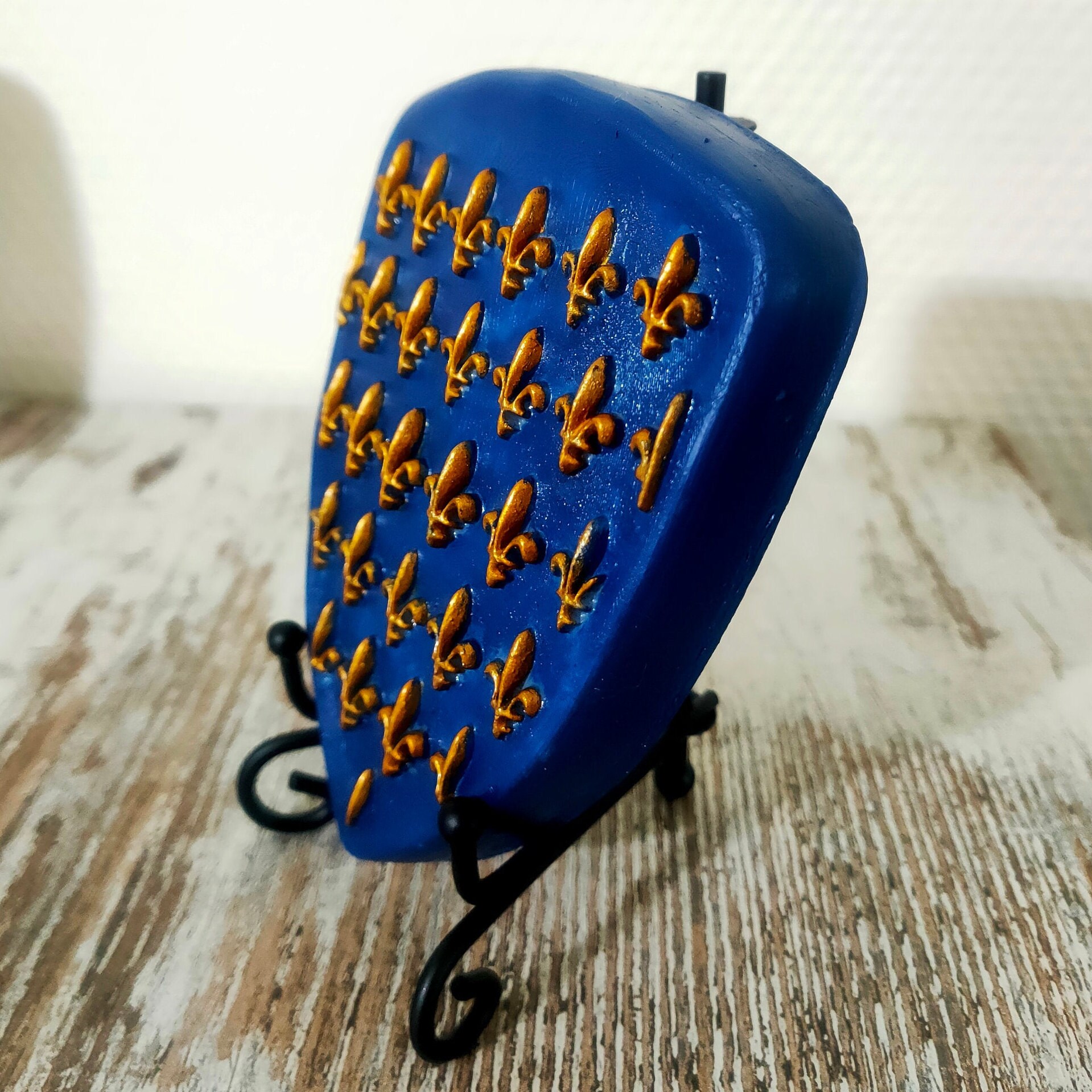 FLEUR DE LYS visual data 8