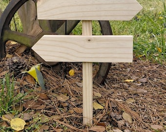 Wood arrows, outdoor lawn directional signs for festive holiday display and events