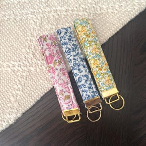 Fabric Keychain Wristlet | Handmade Key Fob | Cute Fabric Keychain for ...