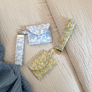 Kartenhalter-Geldbörse mit Stoff-Armband | Handgefertigte Karte Brieftasche | Hübsches Stoff Armband mit Kartenhalter | Geschenk für Sie