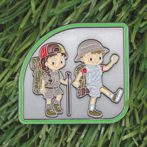 Children Walking | pin | Walking | Enamel Pin | Gadget | Walking | Hiking | Backpack | Walking pin | Lapel pins | Enamel pin | Backpack