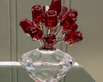 Swarovski Special Edition 2002 - 15 Ruby Red Roses in Vase - SCS