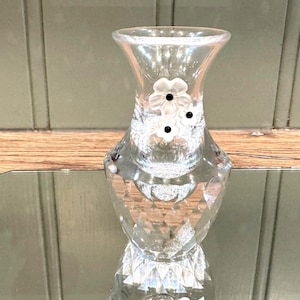 DIAMANTE Swarovski Crystal Vase - Swirl - Hand Cut Design With