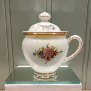 Porcelain de Bruxelles Jar with Lid: Hand-Painted Floral Design