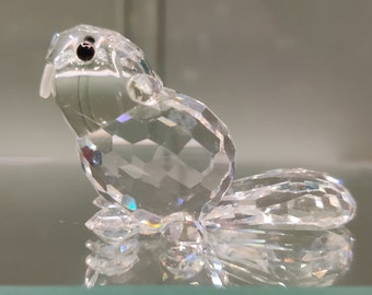 VDF Verjaardagspromoartikel! Swarovski Baby Bever Zittend - Swarovski Kristallen beeldje - Swarovski Bever - Schattig - Gepensioneerd - IN DOOS