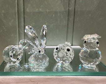 Swarovski Lovlots Gang of Dogs - Peppino - Bassett Dog- Crystal