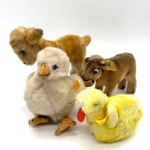 Vintage Steiff Animal Set – Calf 1310.0, Ducklings & Lamb – 4 Plush Toys – Tags and Buttons Mixed – 1950s–70s German Steiff Lot