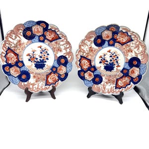 Pair of Large 19th Century Imari Plates – Likely Japanese – 29 cm – Edo/Meiji Period - Great condition